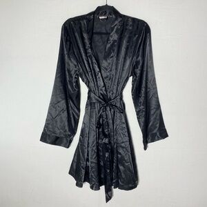 La Vie En Rose Black Satin Robe L